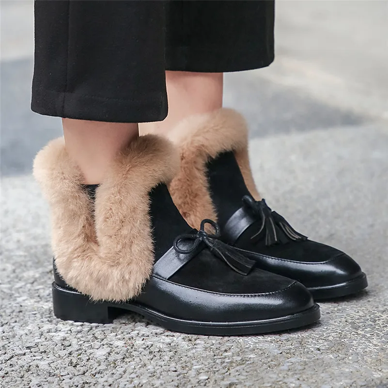2020 Fashion Women Genuine Leather Ankle Boots Butterfly-knot Casual Basic Shoes Woman New Autumn Winter Short Snow Boots
2020 Fashion Women Genuine Leather Ankle Boots Butterfly-knot Casual Basic Shoes Woman New Autumn Winter Short Snow Boots