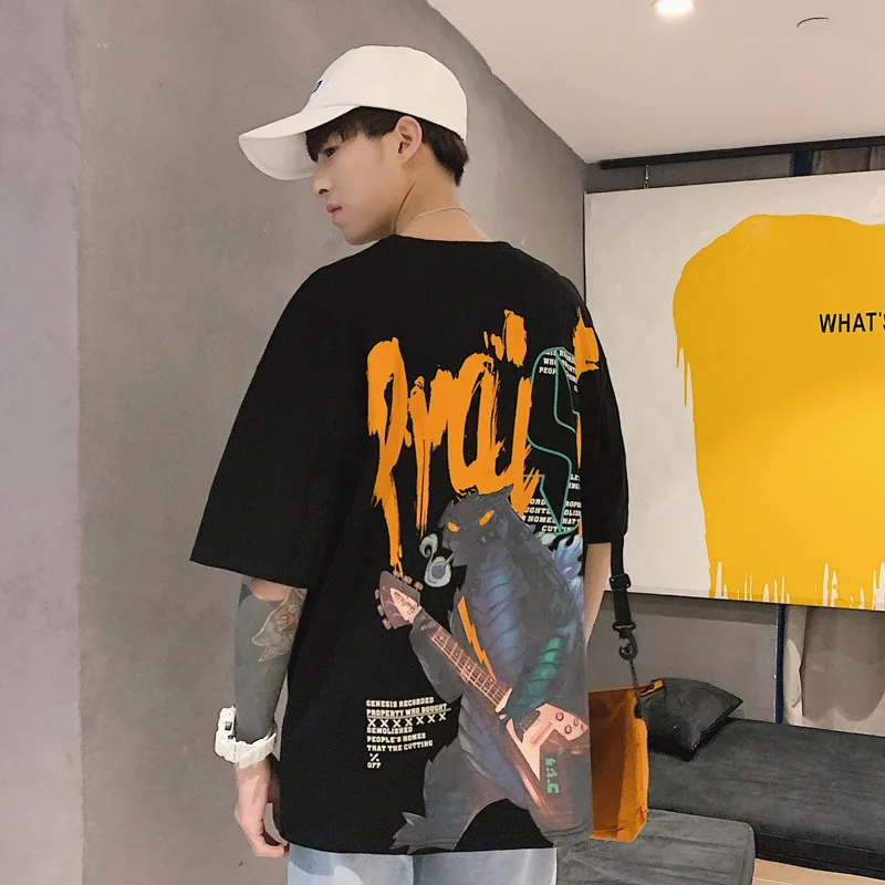 Tide brand men's short-sleeved couple summer super fire cec five-point sleeve trend loose Harajuku style half sleeve
Tide brand men's short-sleeved couple summer super fire cec five-point sleeve trend loose Harajuku style half sleeve