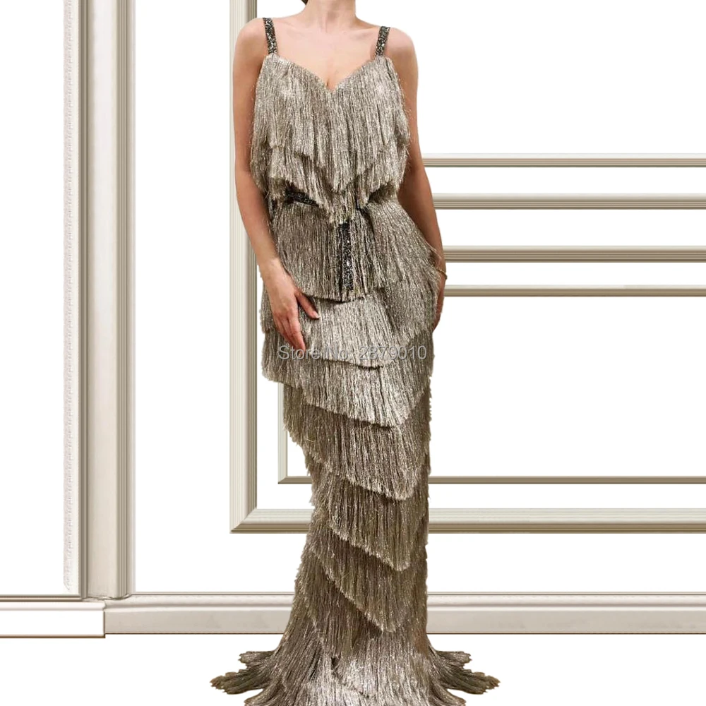 Arabic Formal Lady Dress V-Neck Evening Dress Spaghetti Strap Champagne Color Tassel Sequins Sleeveless Full-Length Prom Dress
Arabic Formal Lady Dress V-Neck Evening Dress Spaghetti Strap Champagne Color Tassel Sequins Sleeveless Full-Length Prom Dress