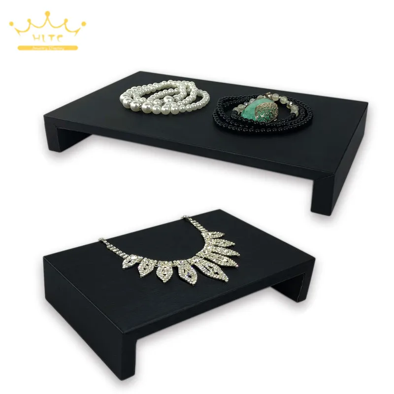 Подставка для ювелирных изделий, черная Подставка для ювелирных изделий из искусственной кожи, подставка для ожерелья, кольца, браслета, до...
Подставка для ювелирных изделий, черная Подставка для ювелирных изделий из искусственной кожи, подставка для ожерелья, кольца, браслета, до...