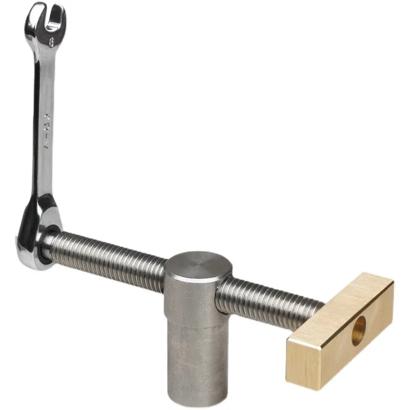 Woodworking Desktop Clip Fast Fixed Clip Clamp Brass Fixture Vise For 20MM Hole Hole Woodworking Benches Joinery Carpenter Tool
Woodworking Desktop Clip Fast Fixed Clip Clamp Brass Fixture Vise For 20MM Hole Hole Woodworking Benches Joinery Carpenter Tool