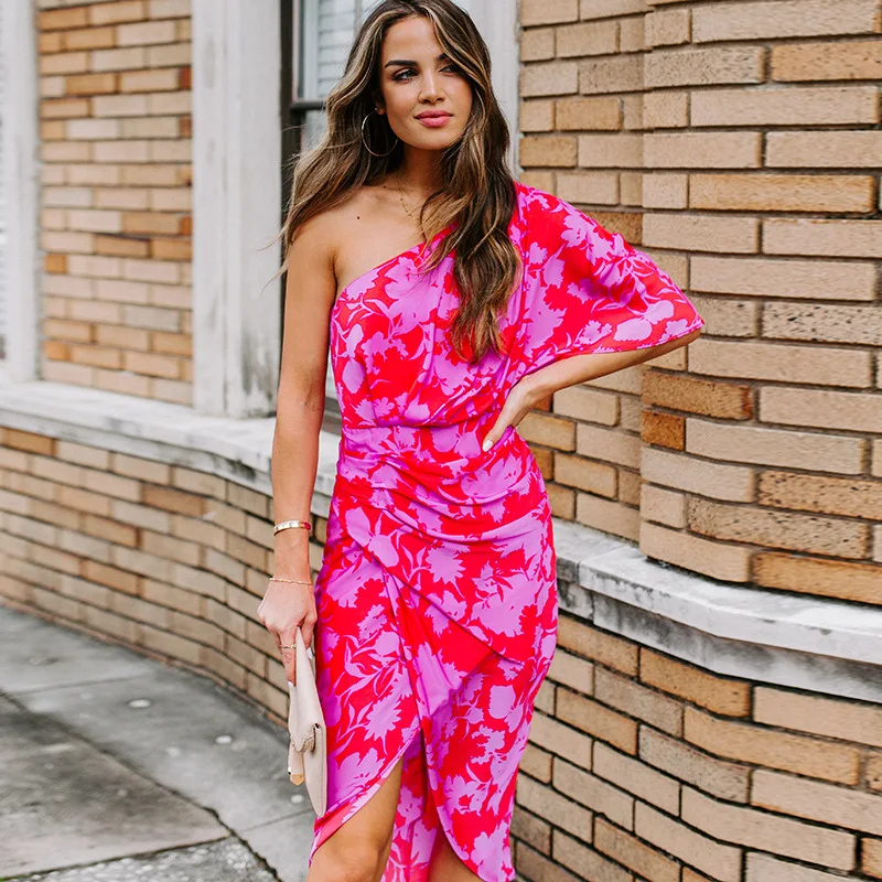 2021 European and American women's slit dress slanted shoulder sleeveless short skirt printed dress
2021 European and American women's slit dress slanted shoulder sleeveless short skirt printed dress
