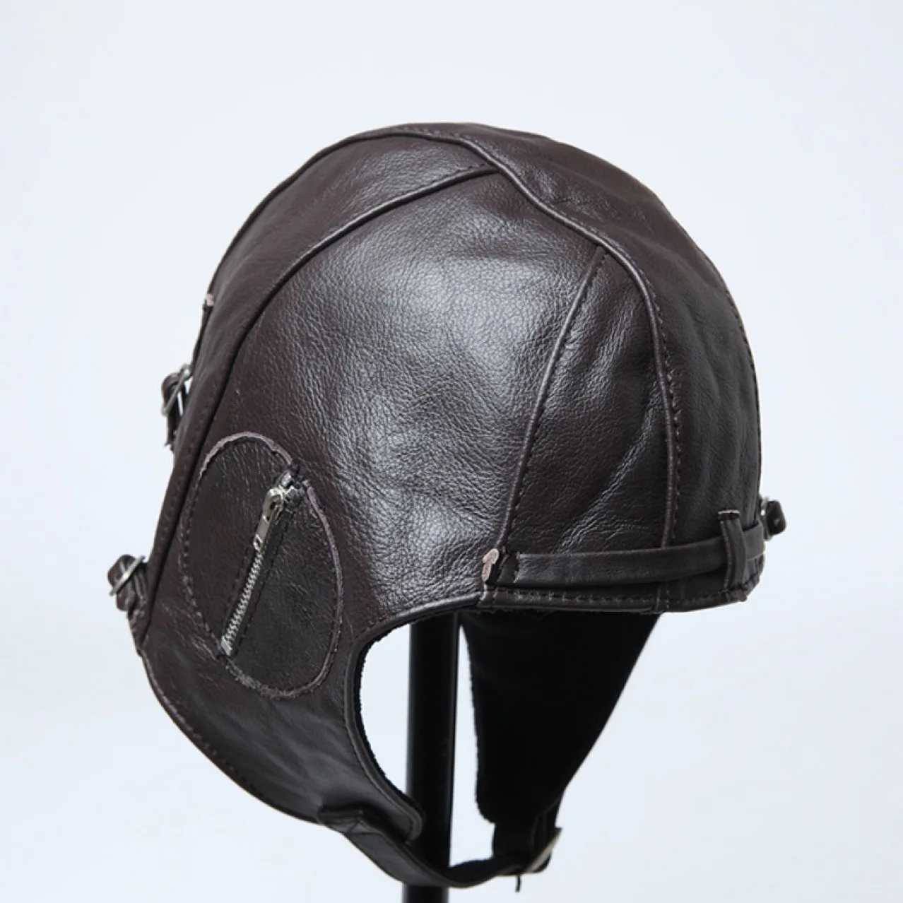 Steampunk Genuine Leather Flying Hat Punk men women Motorcycle cap Retro Cycling Windshield ear protection air force pilot hat
Steampunk Genuine Leather Flying Hat Punk men women Motorcycle cap Retro Cycling Windshield ear protection air force pilot hat