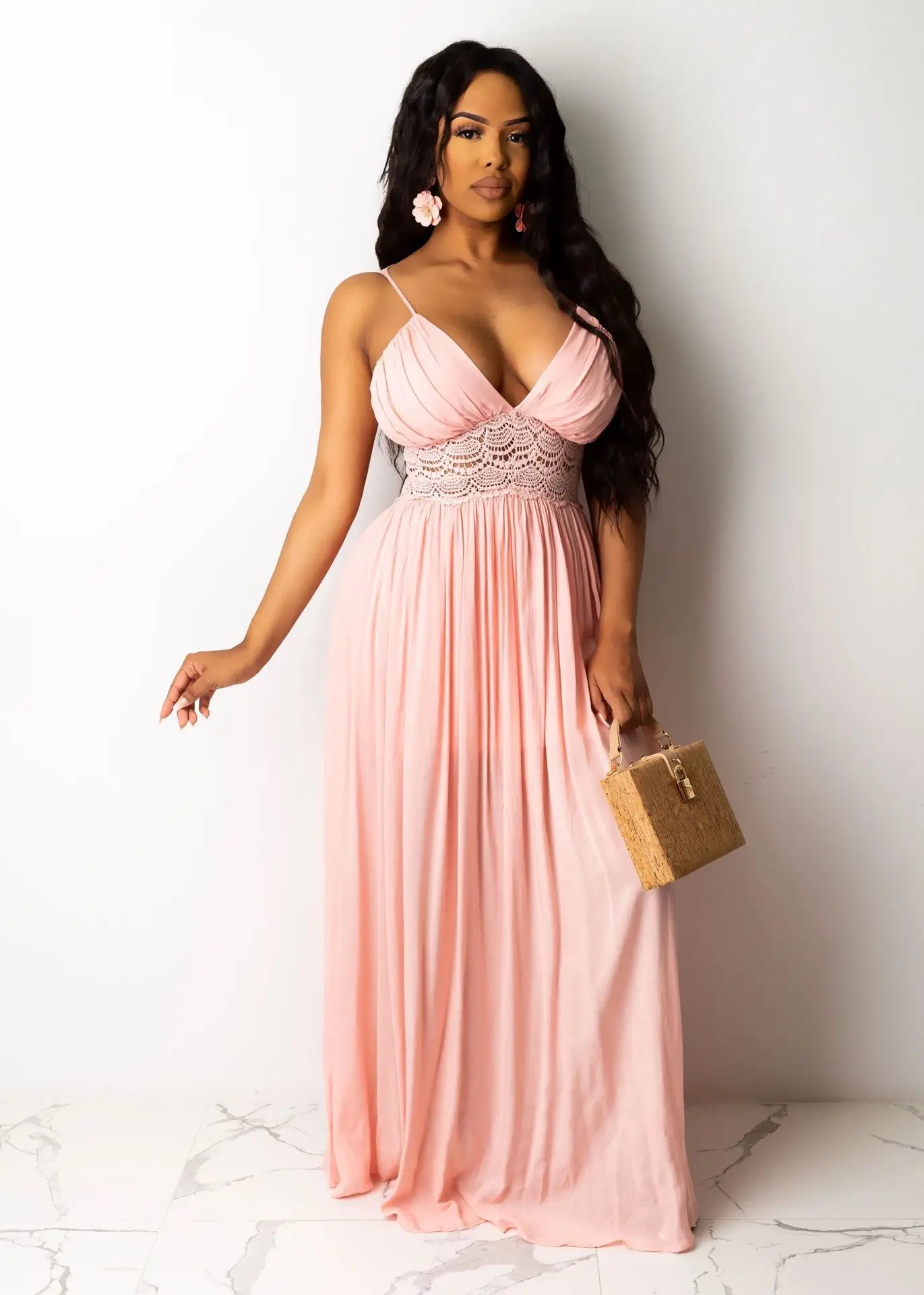 2020 Summer Women's Dress European and American Solid-color Lace Dress with Condole Belt Slacks on the Back
2020 Summer Women's Dress European and American Solid-color Lace Dress with Condole Belt Slacks on the Back