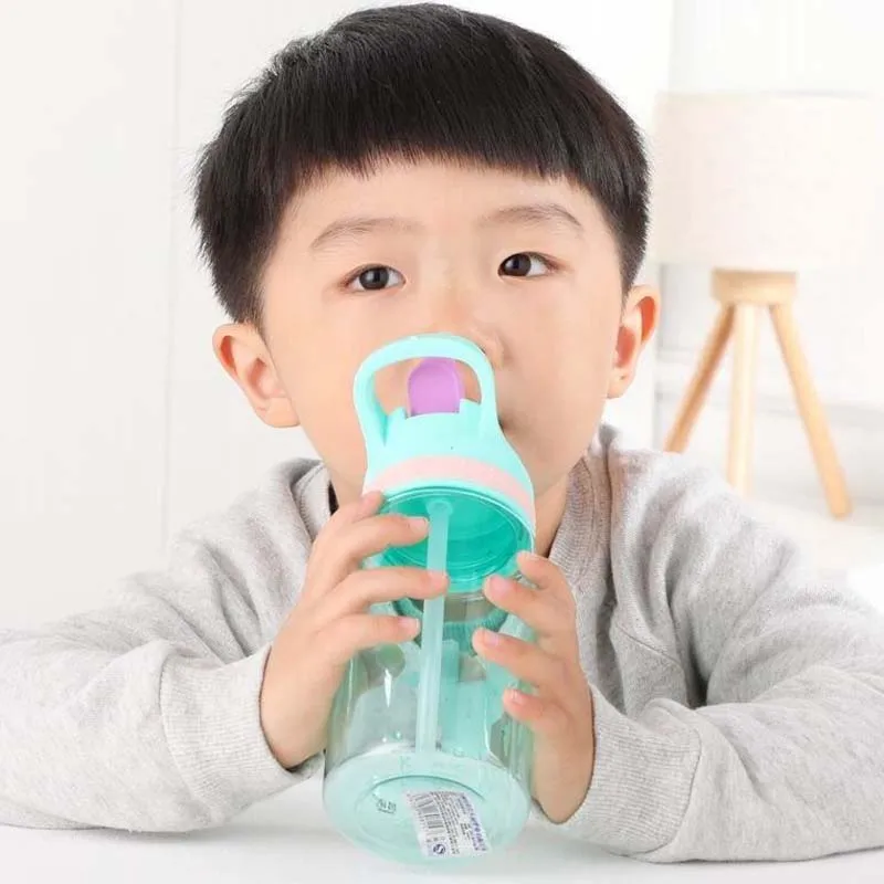 450ML New Children Plastic Sippy Cup Portable Handle Cartoon Sippy Bottle Students Outdoor sports Suction Cup
450ML New Children Plastic Sippy Cup Portable Handle Cartoon Sippy Bottle Students Outdoor sports Suction Cup