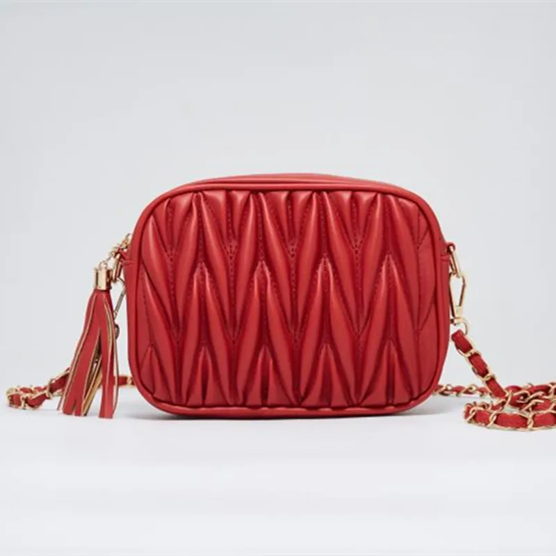 Bag for Women 2021 New Trend Diamond Lattice One Shoulder Bags Women Designer Purses and Handbags V Bags In Luxury Handbags
Bag for Women 2021 New Trend Diamond Lattice One Shoulder Bags Women Designer Purses and Handbags V Bags In Luxury Handbags