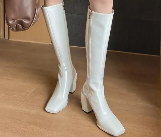 Fashion Ladies White Blue Black Patent Leather Fur In Square Toe Knee High Boots Woman 7 cm Chunky Heels Slim Long Boots Shoes
Fashion Ladies White Blue Black Patent Leather Fur In Square Toe Knee High Boots Woman 7 cm Chunky Heels Slim Long Boots Shoes