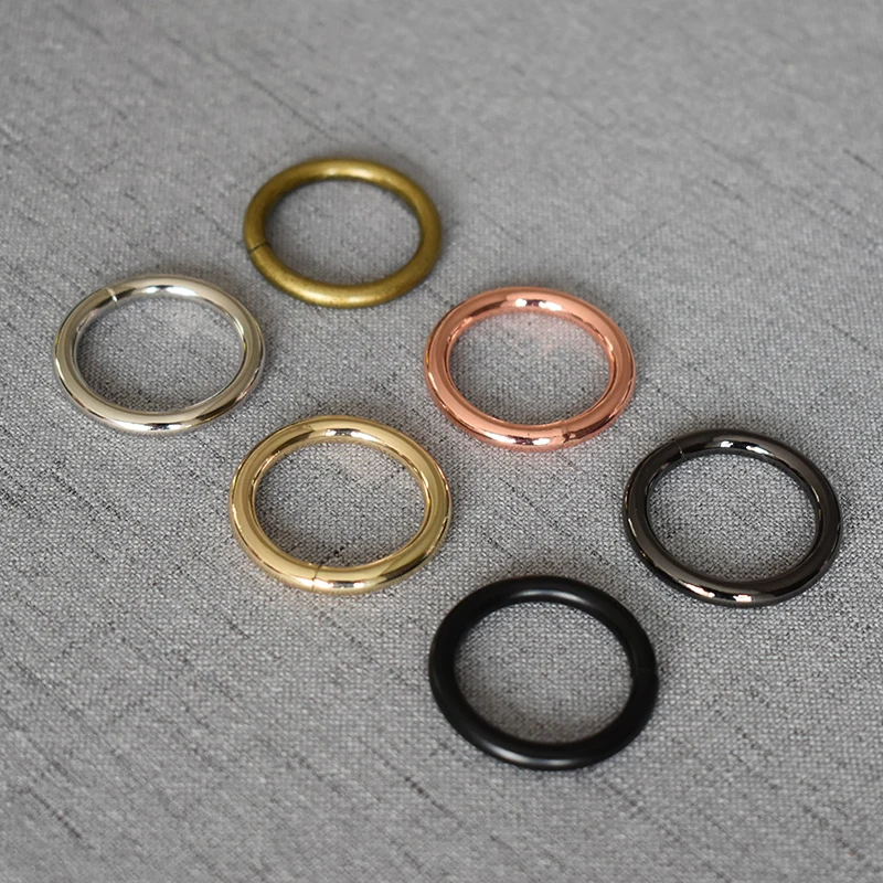 20 шт./упак. с фокусным расстоянием 25 мм-хомут с круглым воротником для мальчиков и девочек кожаная сумка ремень цепочка для собак с пряжкой в ... 
20 шт./упак. с фокусным расстоянием 25 мм-хомут с круглым воротником для мальчиков и девочек кожаная сумка ремень цепочка для собак с пряжкой в ...