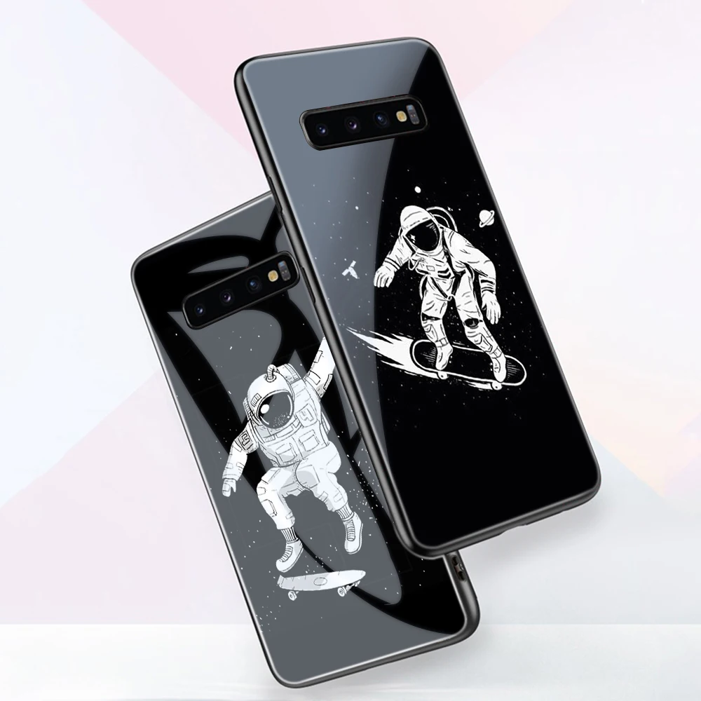 Cute Astronaut Case For Samsung S21 S10 S9 S8 S20 Ultra A51 A71 A50 A21S A70 A52 A02S A12 Note 20 10 9 Plus Tempered Glass Funda 
Cute Astronaut Case For Samsung S21 S10 S9 S8 S20 Ultra A51 A71 A50 A21S A70 A52 A02S A12 Note 20 10 9 Plus Tempered Glass Funda