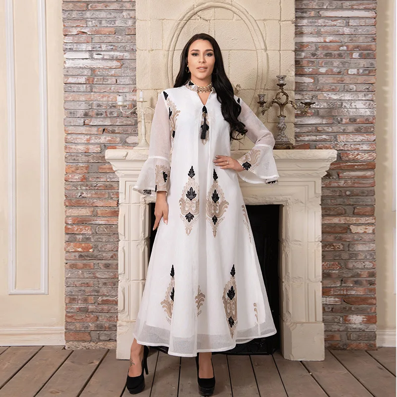 Abayas for Women Turkish Muslim Evening Dress Fashion Embroidered Robe Flared Long Sleeves Ladies Dress Muslim Women Clothes
Abayas for Women Turkish Muslim Evening Dress Fashion Embroidered Robe Flared Long Sleeves Ladies Dress Muslim Women Clothes