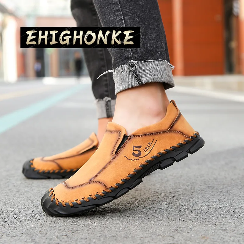 New Handmade Leather Men's Casual Shoes Sports Shoes Men's Moccasin Breathable Non-slip Driving Shoes Y54 England Trend Fashion
New Handmade Leather Men's Casual Shoes Sports Shoes Men's Moccasin Breathable Non-slip Driving Shoes Y54 England Trend Fashion