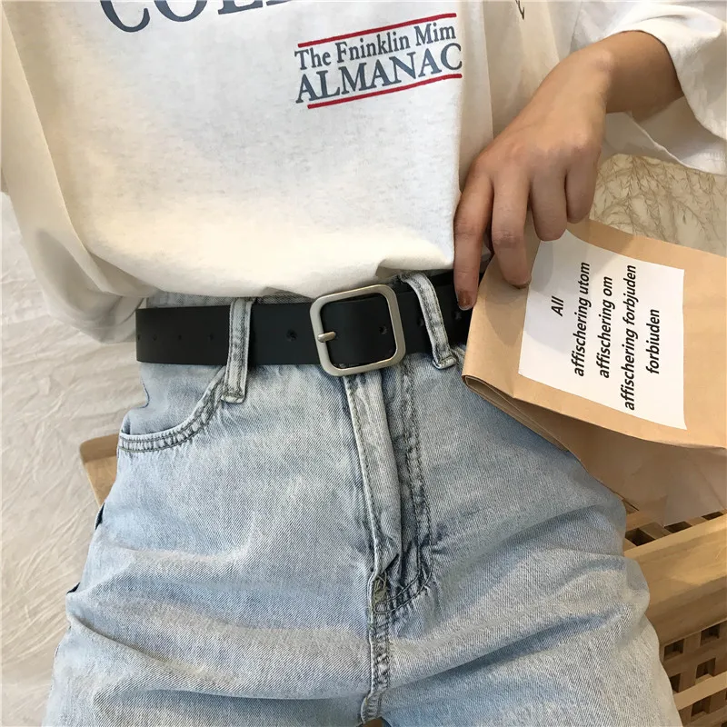 2021 ladies belt PU square buckle fashion all-match belt black denim accessories chic luxury brand retro ladies belt
2021 ladies belt PU square buckle fashion all-match belt black denim accessories chic luxury brand retro ladies belt
