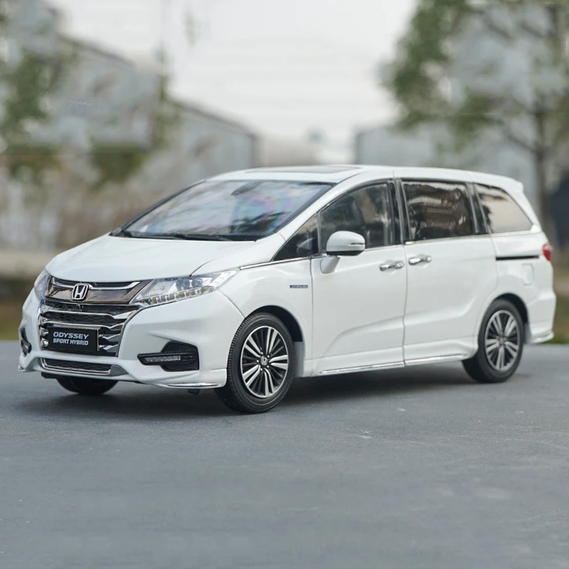 1:18 scale Diecast Model ODYSSEY 2019 Hybrid electric vehicle 1/18 Alloy Toy Car Miniature Collection for Boys Girls toy Gift
1:18 scale Diecast Model ODYSSEY 2019 Hybrid electric vehicle 1/18 Alloy Toy Car Miniature Collection for Boys Girls toy Gift