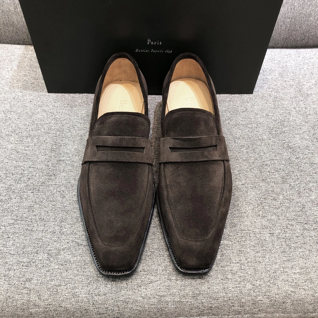 2021 s business abrasive leather shoes style, fashion classic casual version, take everything from time to time,
2021 s business abrasive leather shoes style, fashion classic casual version, take everything from time to time,