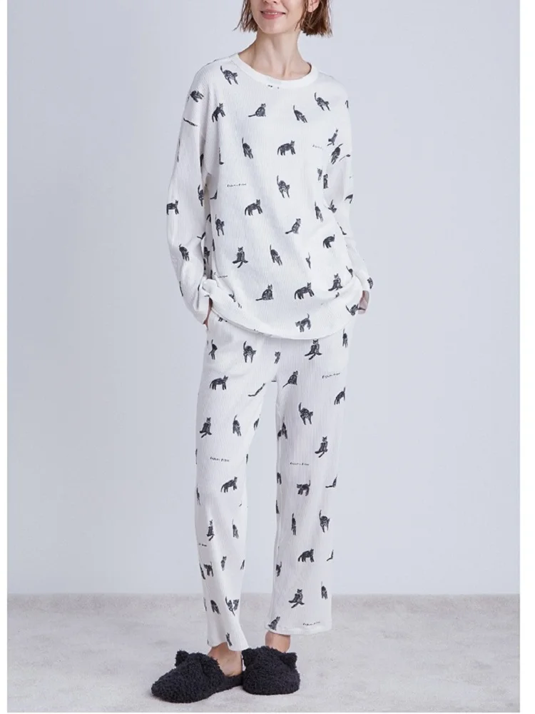 Новый стиль, мягкие хлопковые женские пижамные костюмы с длинными рукавами и принтом, домашняя одежда, новые мужские пижамные костюмы
Новый стиль, мягкие хлопковые женские пижамные костюмы с длинными рукавами и принтом, домашняя одежда, новые мужские пижамные костюмы