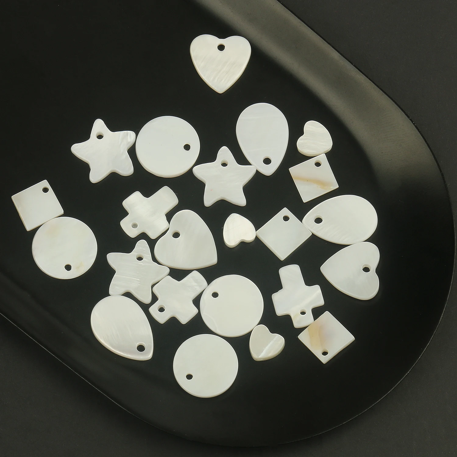 30pcs/lot Natural Mother of Pearl Heart Shell Beads Bracelet Necklace Pendant Charms for Jewelry Making Supplies Diy Accessories
30pcs/lot Natural Mother of Pearl Heart Shell Beads Bracelet Necklace Pendant Charms for Jewelry Making Supplies Diy Accessories