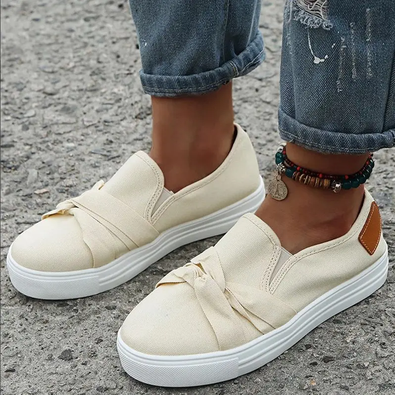 2021 Summer New Women's Leisure Daily Outdoor Canvas Cross Flat Lok Fu Shoes Comfortable and Breathable Hot Sale 5KE226 
2021 Summer New Women's Leisure Daily Outdoor Canvas Cross Flat Lok Fu Shoes Comfortable and Breathable Hot Sale 5KE226