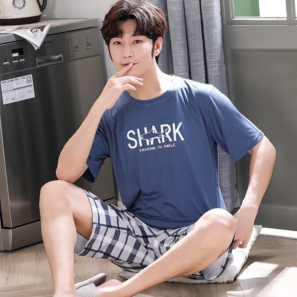 Summer 100% Cotton Pajamas for Men Fashion Letter Print Sleepwear Casual Thin Pajamas With Plaid Shorts Breathable Pajama Sets 
Summer 100% Cotton Pajamas for Men Fashion Letter Print Sleepwear Casual Thin Pajamas With Plaid Shorts Breathable Pajama Sets