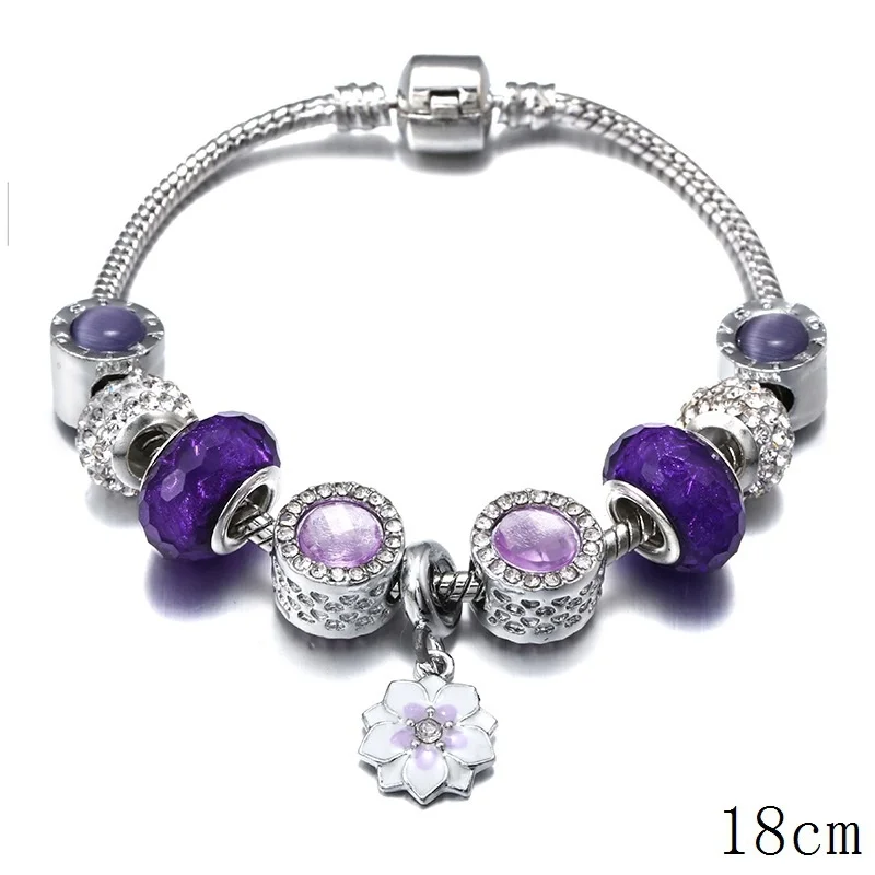 Fashionable and fresh DIY girl's hand decoration Daisy Pendant Beads accessories pan family jewelry bracelet girl
Fashionable and fresh DIY girl's hand decoration Daisy Pendant Beads accessories pan family jewelry bracelet girl
