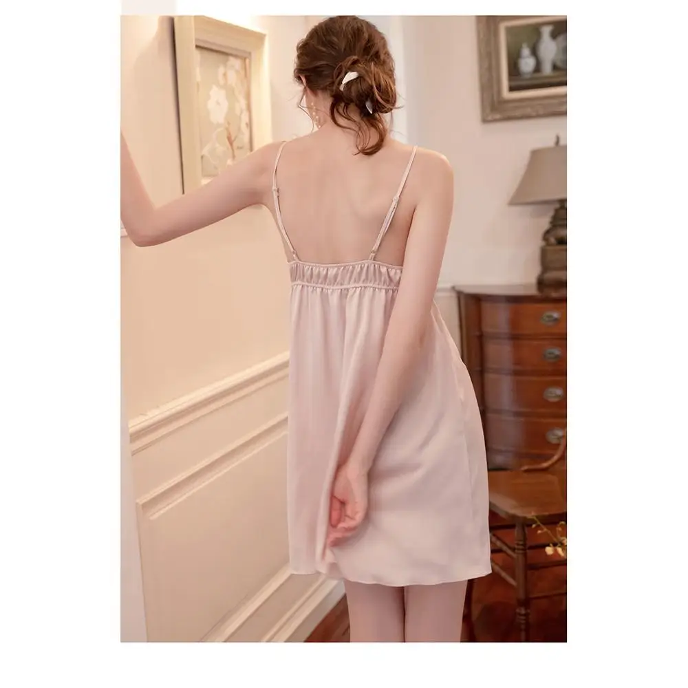 Women Sexy Suspenders Nightdress Silk Long Sleeve Robe Sets Long Sleeve Loose Solid Color Two-piece Suit Bathrobe Sleepwear
Women Sexy Suspenders Nightdress Silk Long Sleeve Robe Sets Long Sleeve Loose Solid Color Two-piece Suit Bathrobe Sleepwear