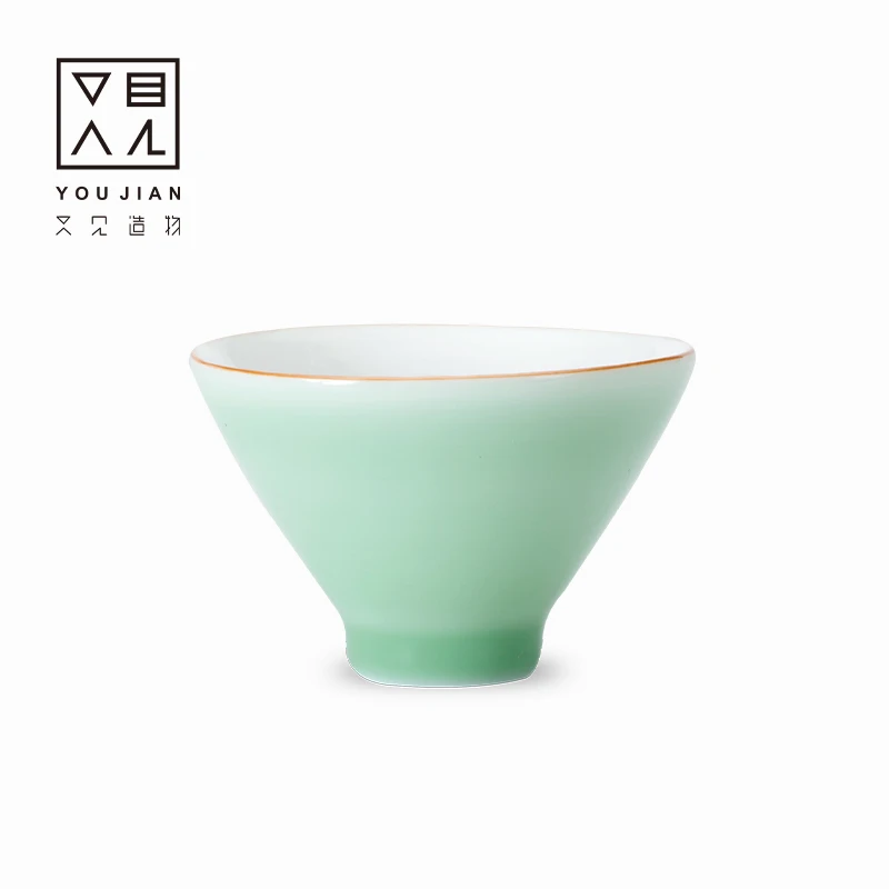 Dehua white porcelain ceramic cup China Kung Fu cup drinking tea ceramic sample Tea Cup China tea bowl host cup single cup
Dehua white porcelain ceramic cup China Kung Fu cup drinking tea ceramic sample Tea Cup China tea bowl host cup single cup