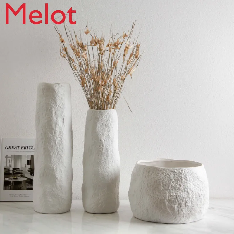 Modern Simple Solid Color Vase Decoration Living Room Ceramics Flower Special-Shaped Dried Flower Vase Ornaments
Modern Simple Solid Color Vase Decoration Living Room Ceramics Flower Special-Shaped Dried Flower Vase Ornaments