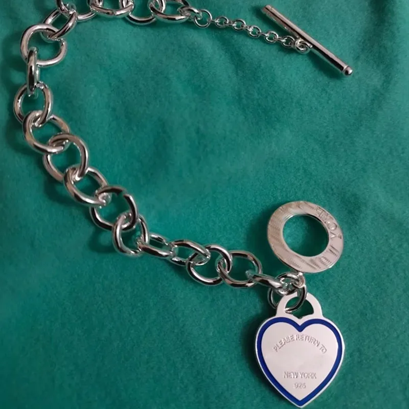 925 Sterling Silver Classic Fashion Dark Blue Enamel Heart-shaped Ladies Bracelet Jewelry Holiday Gift
925 Sterling Silver Classic Fashion Dark Blue Enamel Heart-shaped Ladies Bracelet Jewelry Holiday Gift