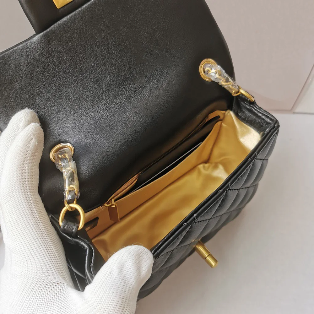 High-end ladies shoulder bag fashion design luxury handbag high quality leather lady messenger bag sheepskin lady bag
High-end ladies shoulder bag fashion design luxury handbag high quality leather lady messenger bag sheepskin lady bag