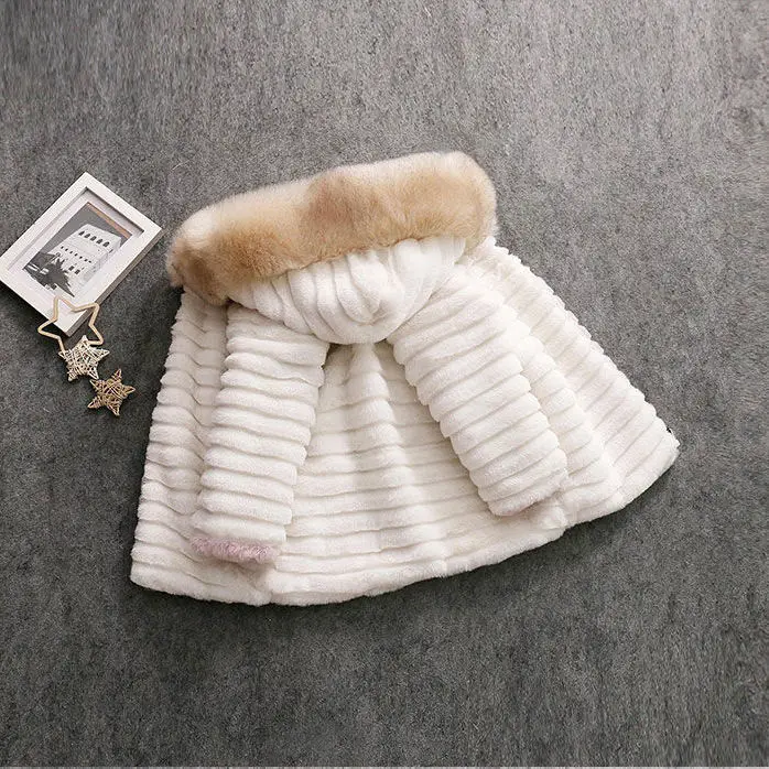 2021 New Autumn Winter Baby Girls Long Sleeve Jacket Kids Faux Fur Hooded Coat for Girls And Boys Soft Thicken Warm Outwear D262
2021 New Autumn Winter Baby Girls Long Sleeve Jacket Kids Faux Fur Hooded Coat for Girls And Boys Soft Thicken Warm Outwear D262