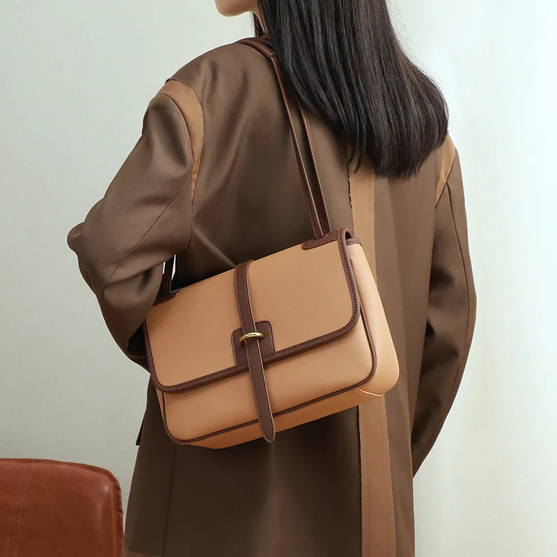 Coated Cowhide Leather Panelled Messenger Bag 2021 New Large Capacity Tote Bags Fashion Single Shoulder Underarm Bag For Ladies
Coated Cowhide Leather Panelled Messenger Bag 2021 New Large Capacity Tote Bags Fashion Single Shoulder Underarm Bag For Ladies