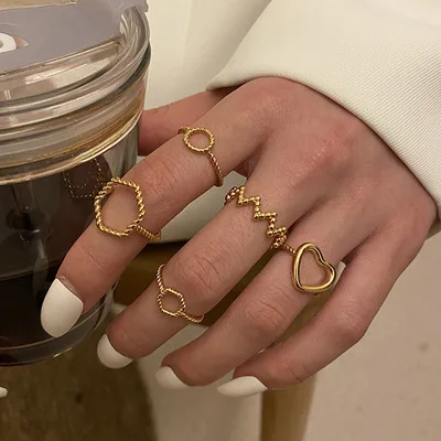 Creative Wave Ring For Women Cold Style Ring Korean Version Brief Temperament Jewelry Personality Gorgeous Birthday Gift
Creative Wave Ring For Women Cold Style Ring Korean Version Brief Temperament Jewelry Personality Gorgeous Birthday Gift