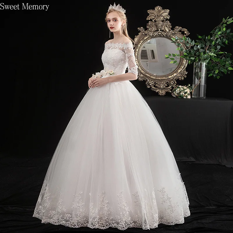 2021 Sweet Memory Women Robe Boat Neck Embroidery Half Sleeve Lace Up White Wedding Dresses Plus Size Dress Robe De Princesse
2021 Sweet Memory Women Robe Boat Neck Embroidery Half Sleeve Lace Up White Wedding Dresses Plus Size Dress Robe De Princesse