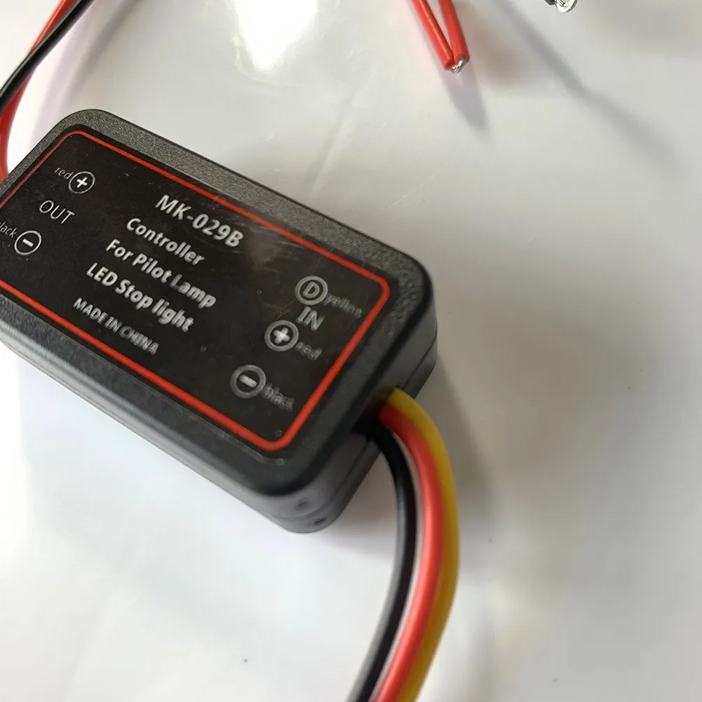 Taillight Brake Lights Controller 10A 12-30V Box Car Flasher For Vehicles MK-029B Off-road
Taillight Brake Lights Controller 10A 12-30V Box Car Flasher For Vehicles MK-029B Off-road