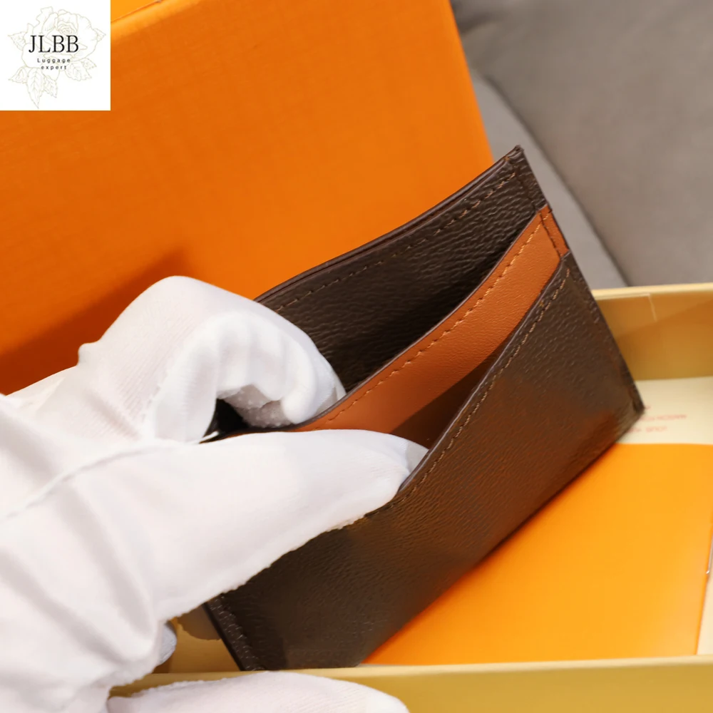 Fast Welivery of Luxury Brand high Quality Leather Business Card Case Credit Card Holder ID card holder Classic Free Shipping 
Fast Welivery of Luxury Brand high Quality Leather Business Card Case Credit Card Holder ID card holder Classic Free Shipping