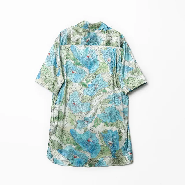 Women Vintage Printed Blouse Short Sleeve Turn-down Collar Single Breasted Casual 2021 Summer Ladies Shirts
Women Vintage Printed Blouse Short Sleeve Turn-down Collar Single Breasted Casual 2021 Summer Ladies Shirts