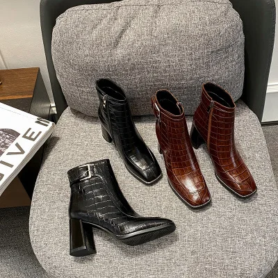 Autumn Winter Retro Stone Pattern Square Head Belt Buckle Side Zipper Thick-heel High-heel Black Brown Martin Boots For Women
Autumn Winter Retro Stone Pattern Square Head Belt Buckle Side Zipper Thick-heel High-heel Black Brown Martin Boots For Women