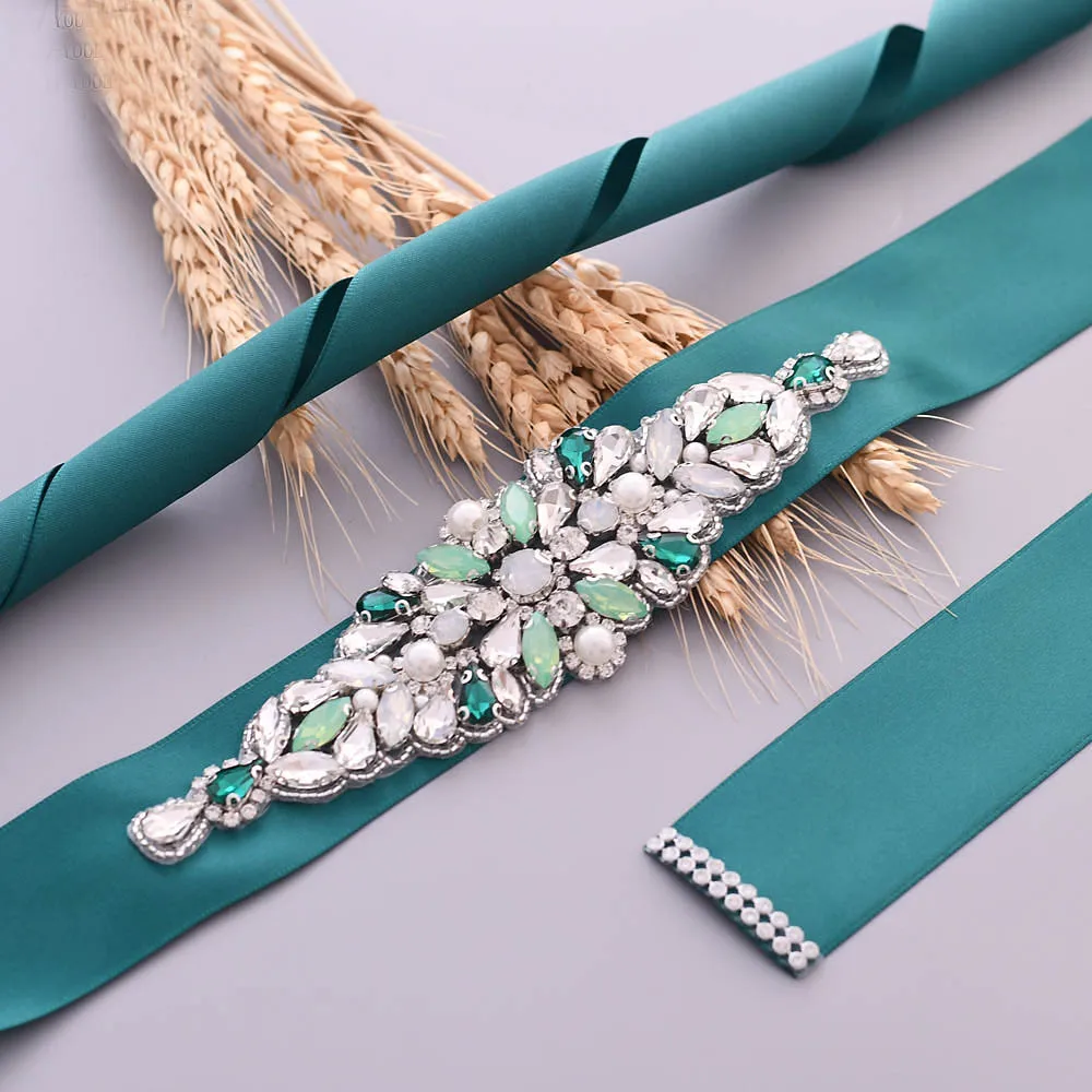 TRiXY S443 Gorgeous Green Rhinestone Wedding Belts Beaded Belts for Bridal Dress Custom Women Belt Jewelry Decorative Belt Sash
TRiXY S443 Gorgeous Green Rhinestone Wedding Belts Beaded Belts for Bridal Dress Custom Women Belt Jewelry Decorative Belt Sash
