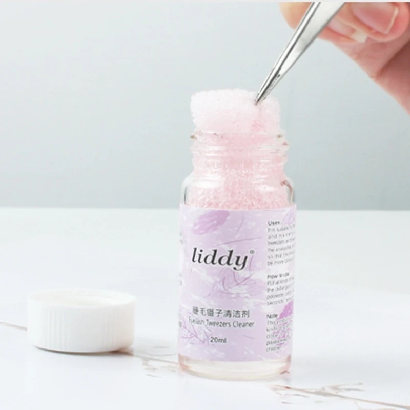 20ml Professional Makeup Eyelash Glue Remover Liquid Eyelash Tweezers Cleaning Sponge Eyelashes Extension Cleaner Accessories
20ml Professional Makeup Eyelash Glue Remover Liquid Eyelash Tweezers Cleaning Sponge Eyelashes Extension Cleaner Accessories