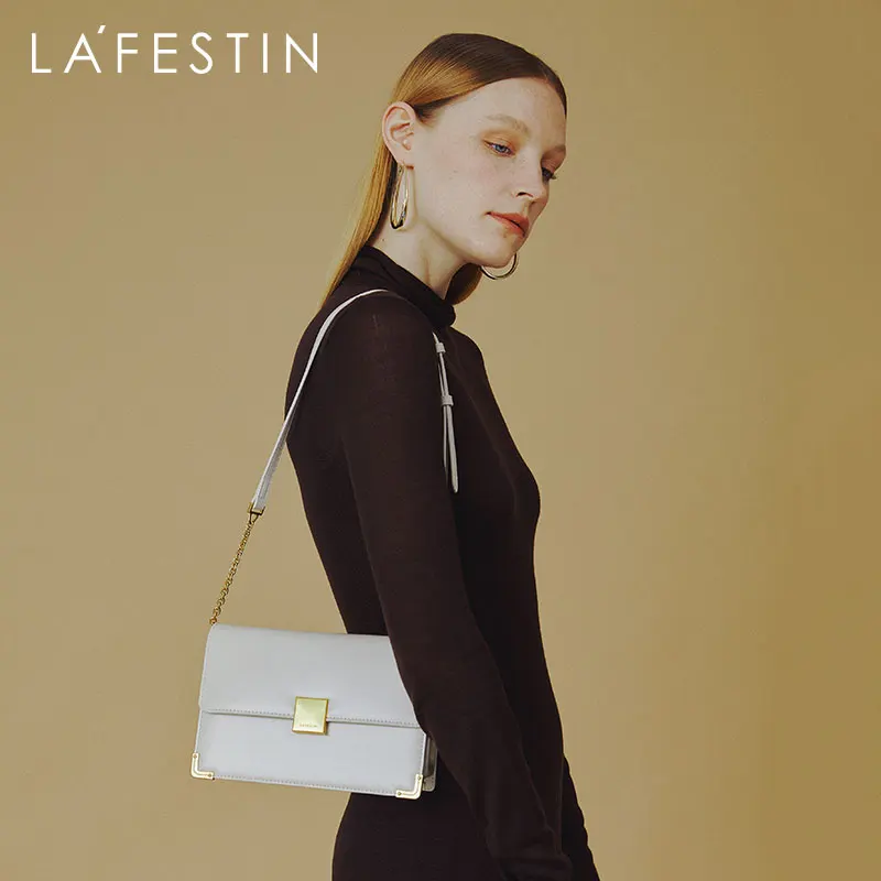 LA FESTIN 2020 new autumn and winter fashion small square bag simple shoulder messenger bag retro female bag
LA FESTIN 2020 new autumn and winter fashion small square bag simple shoulder messenger bag retro female bag