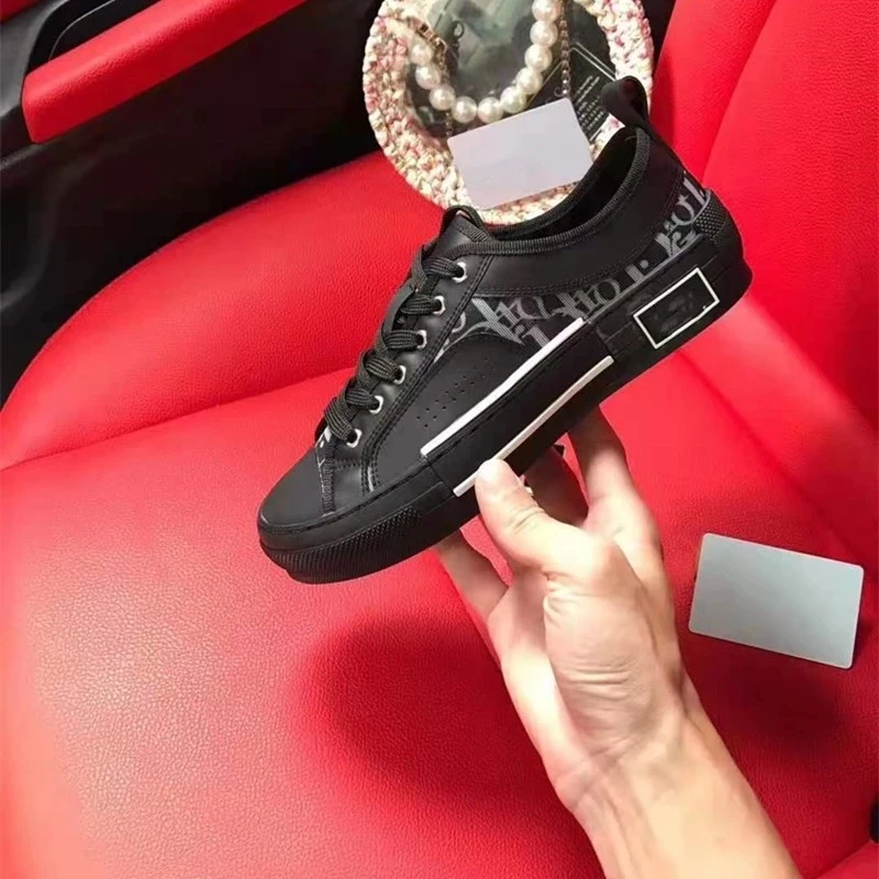 2021 Men Women Skateboarding Shoes fashion high-top shoes D letter printed canvas shoes sports shoes mesh casual couple shoes
2021 Men Women Skateboarding Shoes fashion high-top shoes D letter printed canvas shoes sports shoes mesh casual couple shoes