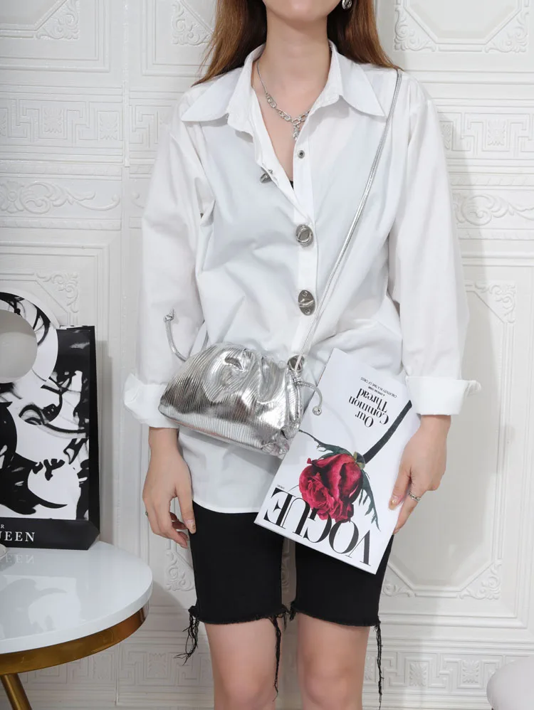 Роскошная дизайнерская сумочка, брендовые кошельки и сумочки, серебристый вечерний клатч, кошелек, вечерняя сумка, Женская трендовая сумка ... 
Роскошная дизайнерская сумочка, брендовые кошельки и сумочки, серебристый вечерний клатч, кошелек, вечерняя сумка, Женская трендовая сумка ...