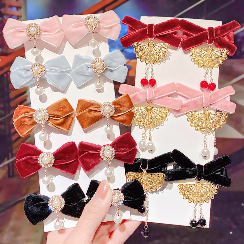 Korea Trending Products 2021 New Girls Hair Accessories Bow Knot Pearl Pendants Hairpin Children Sweet Headwear Hair Clips
Korea Trending Products 2021 New Girls Hair Accessories Bow Knot Pearl Pendants Hairpin Children Sweet Headwear Hair Clips
