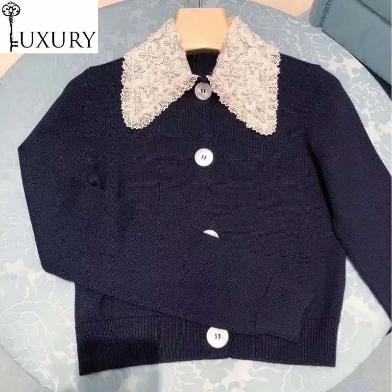 Cardigans 2020 Autumn Sweater Style Ladies Lace Petern Pan Collar High Quality Knitting Long Sleeve Casual Basic Tops Coats
Cardigans 2020 Autumn Sweater Style Ladies Lace Petern Pan Collar High Quality Knitting Long Sleeve Casual Basic Tops Coats