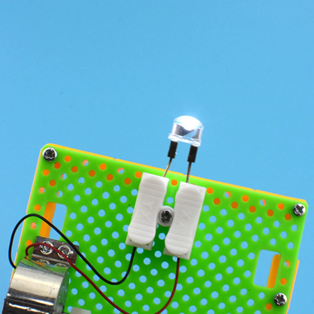 Hand Shake Electric Generator DIY Scientific Material Science Experiment Educational for Kids Students
Hand Shake Electric Generator DIY Scientific Material Science Experiment Educational for Kids Students