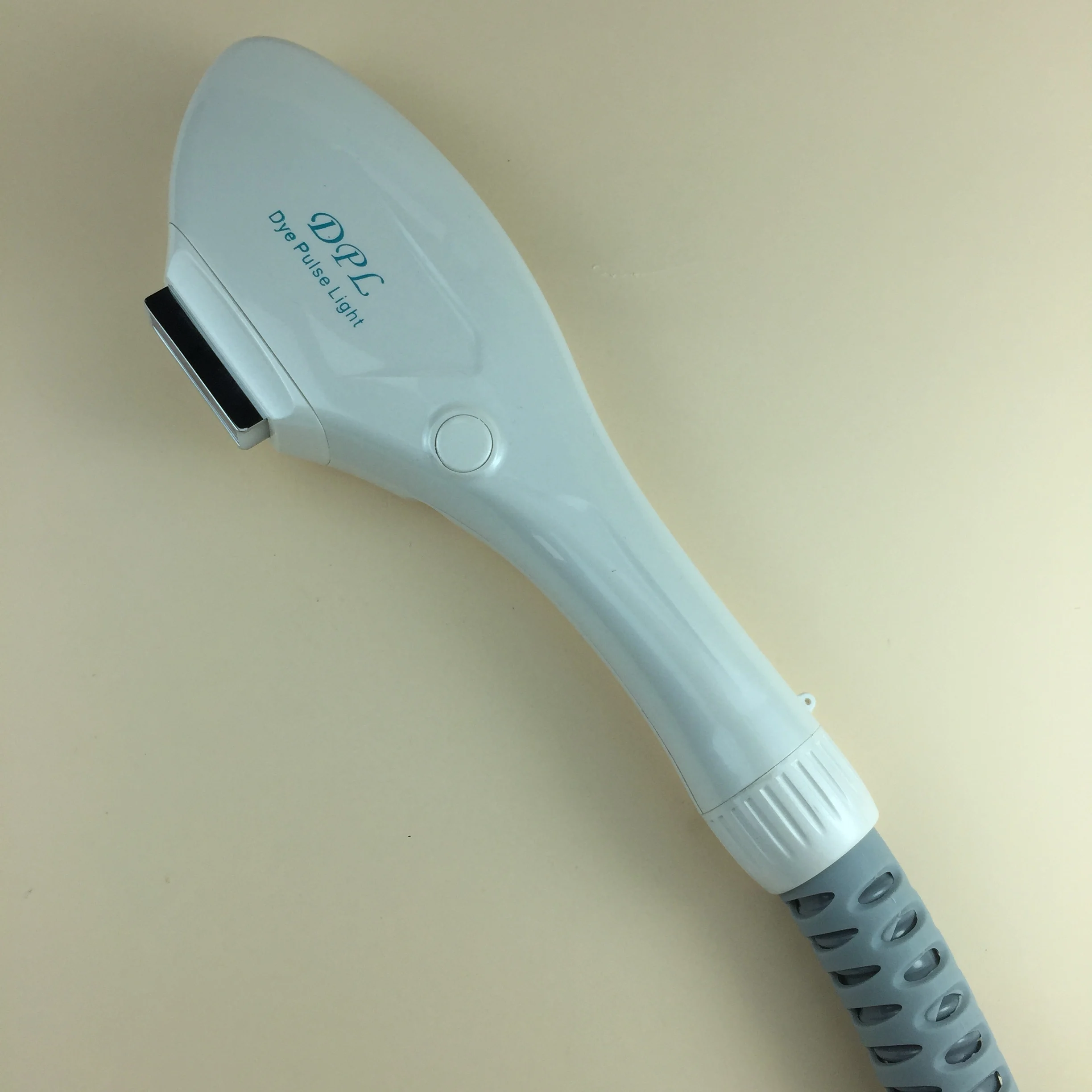 Q switched hair removal 640nm DPL universal handle for beauty equipment and machine
Q switched hair removal 640nm DPL universal handle for beauty equipment and machine