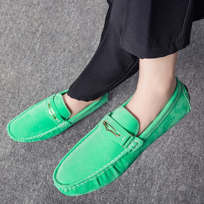 38~48 Brand Big Size Cow Suede Leather Men Flats 2020 New Men Casual Shoes High Quality Men Loafers Moccasin Driving Shoes
38~48 Brand Big Size Cow Suede Leather Men Flats 2020 New Men Casual Shoes High Quality Men Loafers Moccasin Driving Shoes