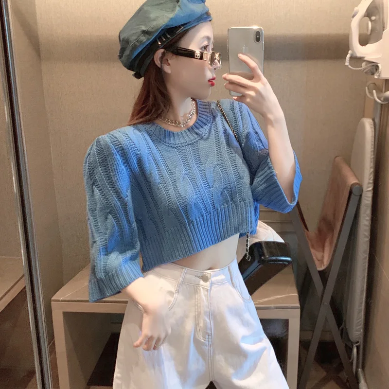 Новинка осенней женской одежды 2021 укороченный свитер в Корейском стиле свободные вязаные пуловеры с длинным рукавом и отложным воротником ...
Новинка осенней женской одежды 2021 укороченный свитер в Корейском стиле свободные вязаные пуловеры с длинным рукавом и отложным воротником ...