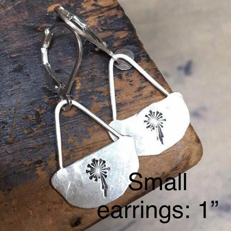 Exaggerated Geometric Fan-shaped Dandelion Earrings Fashion Jewelry Gift Drop Silver-plated Female Pendant Drop Earrings
Exaggerated Geometric Fan-shaped Dandelion Earrings Fashion Jewelry Gift Drop Silver-plated Female Pendant Drop Earrings