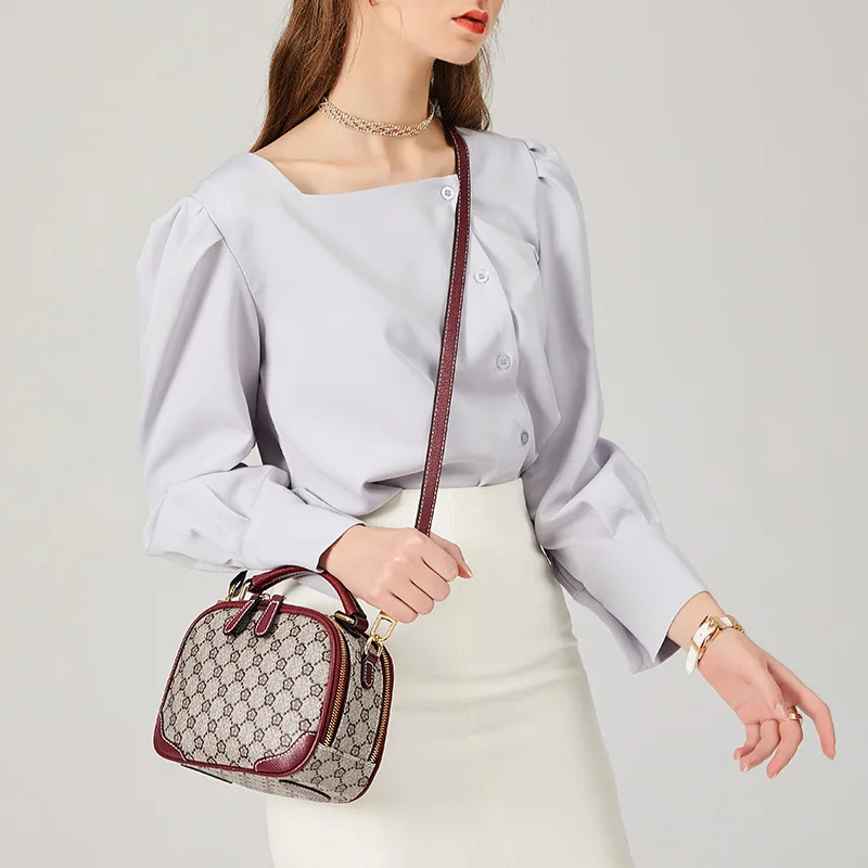 2021 New Fashion Single Shoulder Messenger Bag Ladies Fashionable Purses and Handbags Luxury Designer Purses and Handbags Gg
2021 New Fashion Single Shoulder Messenger Bag Ladies Fashionable Purses and Handbags Luxury Designer Purses and Handbags Gg