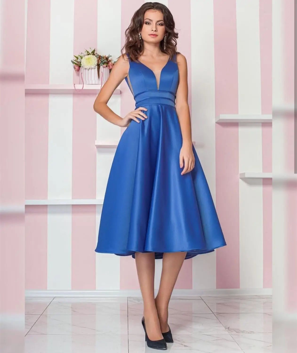 Evening Dress 2020 Blue A-Line Simple Backless Women Christmas Party Prom Gowns Sleeveless Gorgeous Special Occasion Sleeveless
Evening Dress 2020 Blue A-Line Simple Backless Women Christmas Party Prom Gowns Sleeveless Gorgeous Special Occasion Sleeveless
